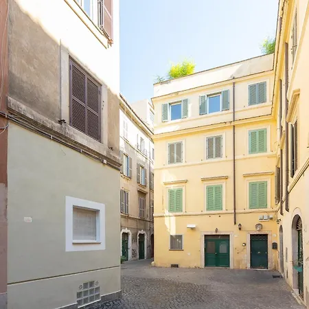 Fabie Trastevere * Rome